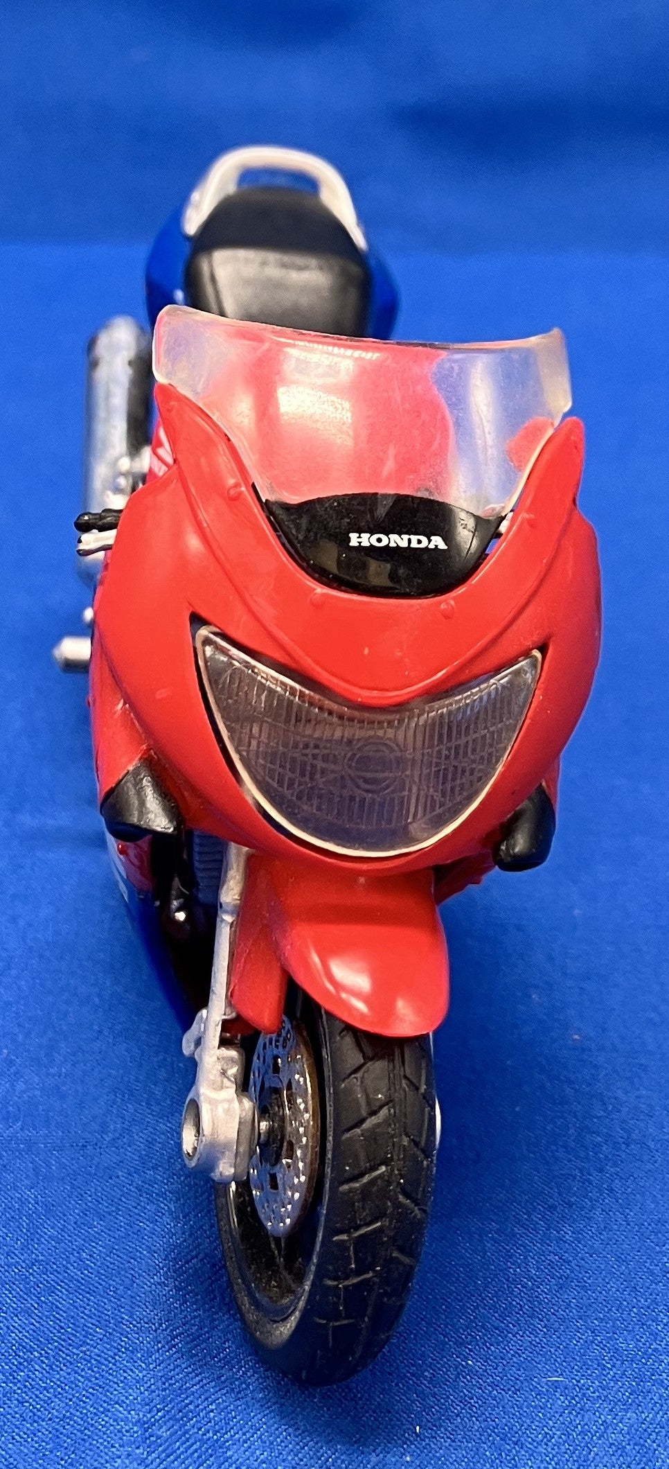 Maisto 1/18 Scale 39322 Honda CBR 600 F Motorbike Toy