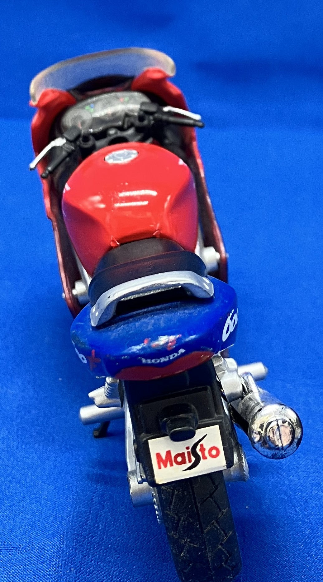 Maisto 1/18 Scale 39322 Honda CBR 600 F Motorbike Toy