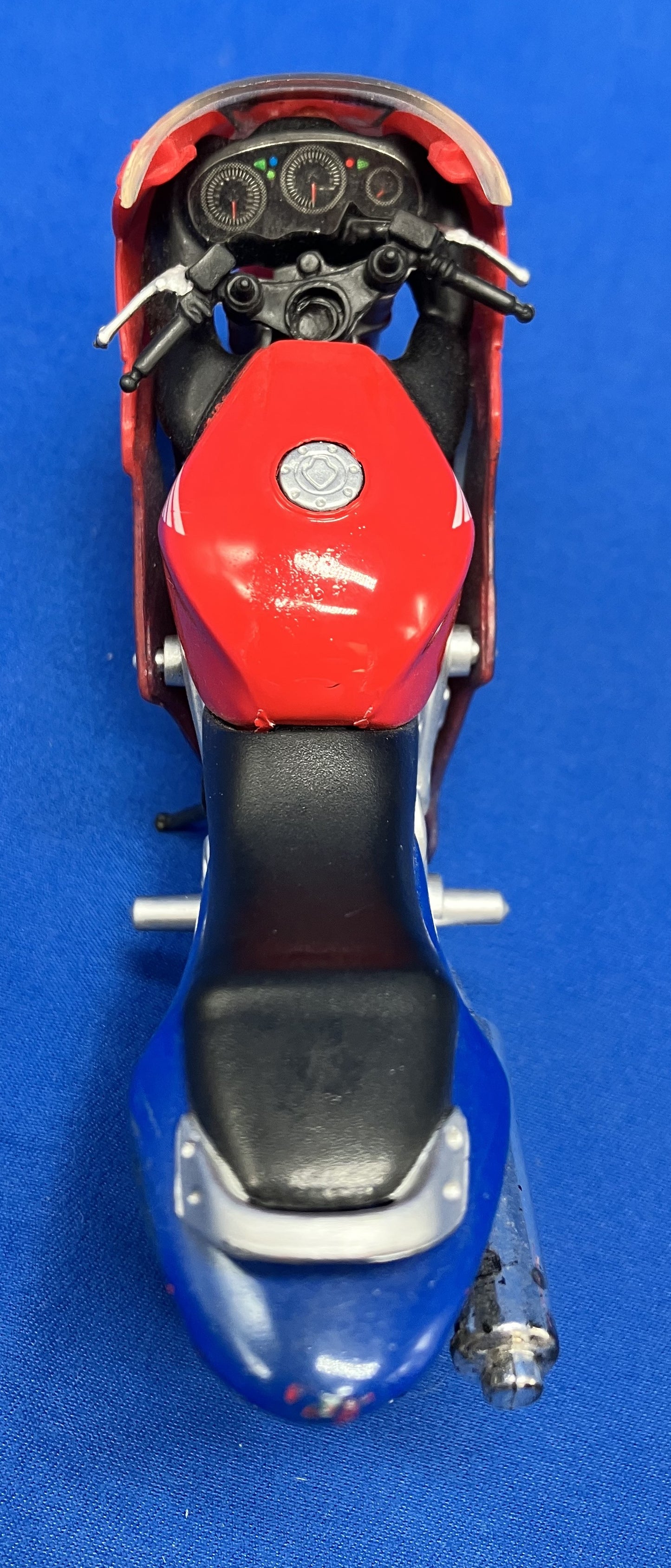 Maisto 1/18 Scale 39322 Honda CBR 600 F Motorbike Toy