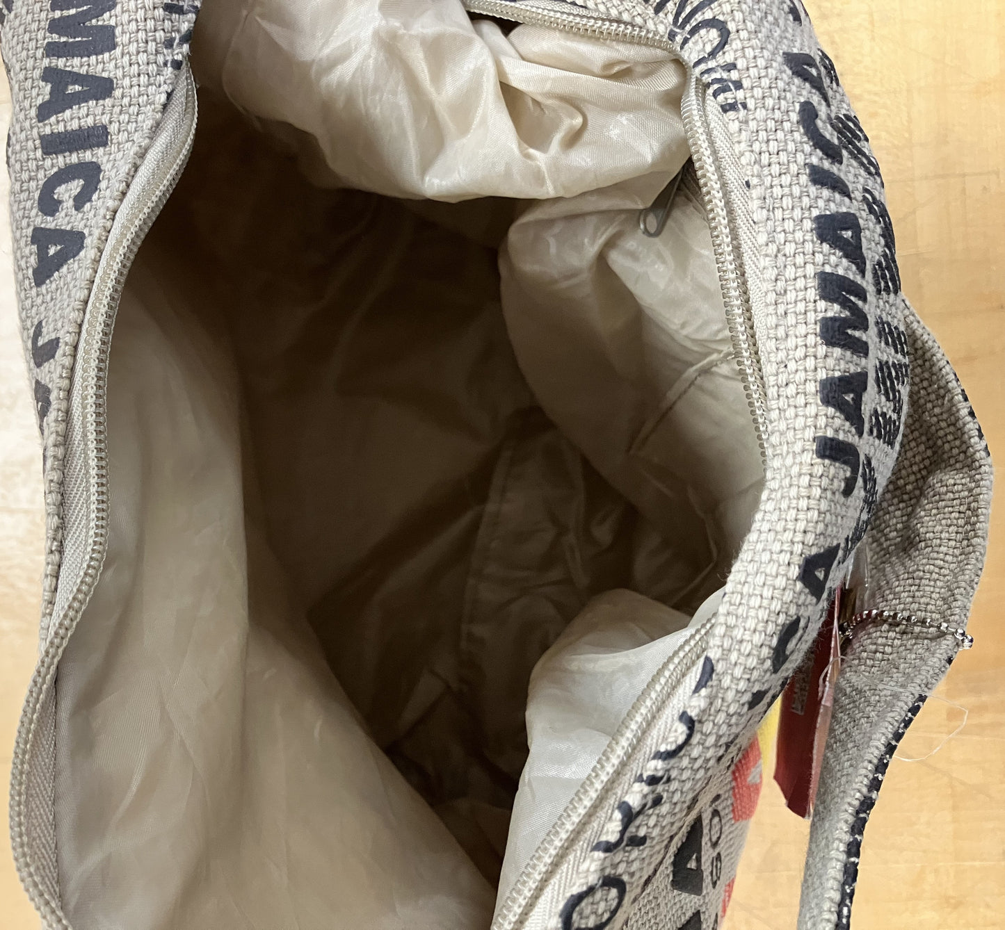 Robin Ruth Jamaica Canvas Hobo Tote Bag w/zipper