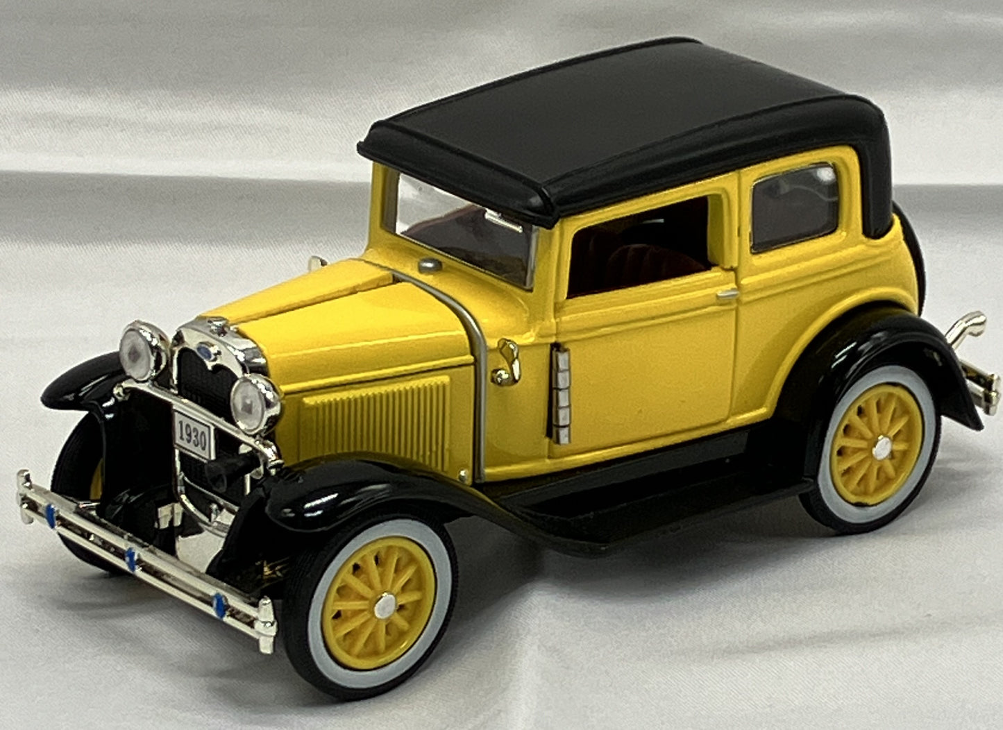 Arko Products 1930 Ford Crown Victoria 1/36 model