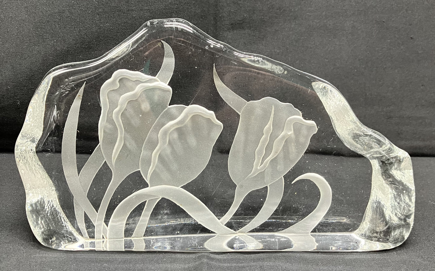 Lead Crystal Embossed Tulip Paperweight