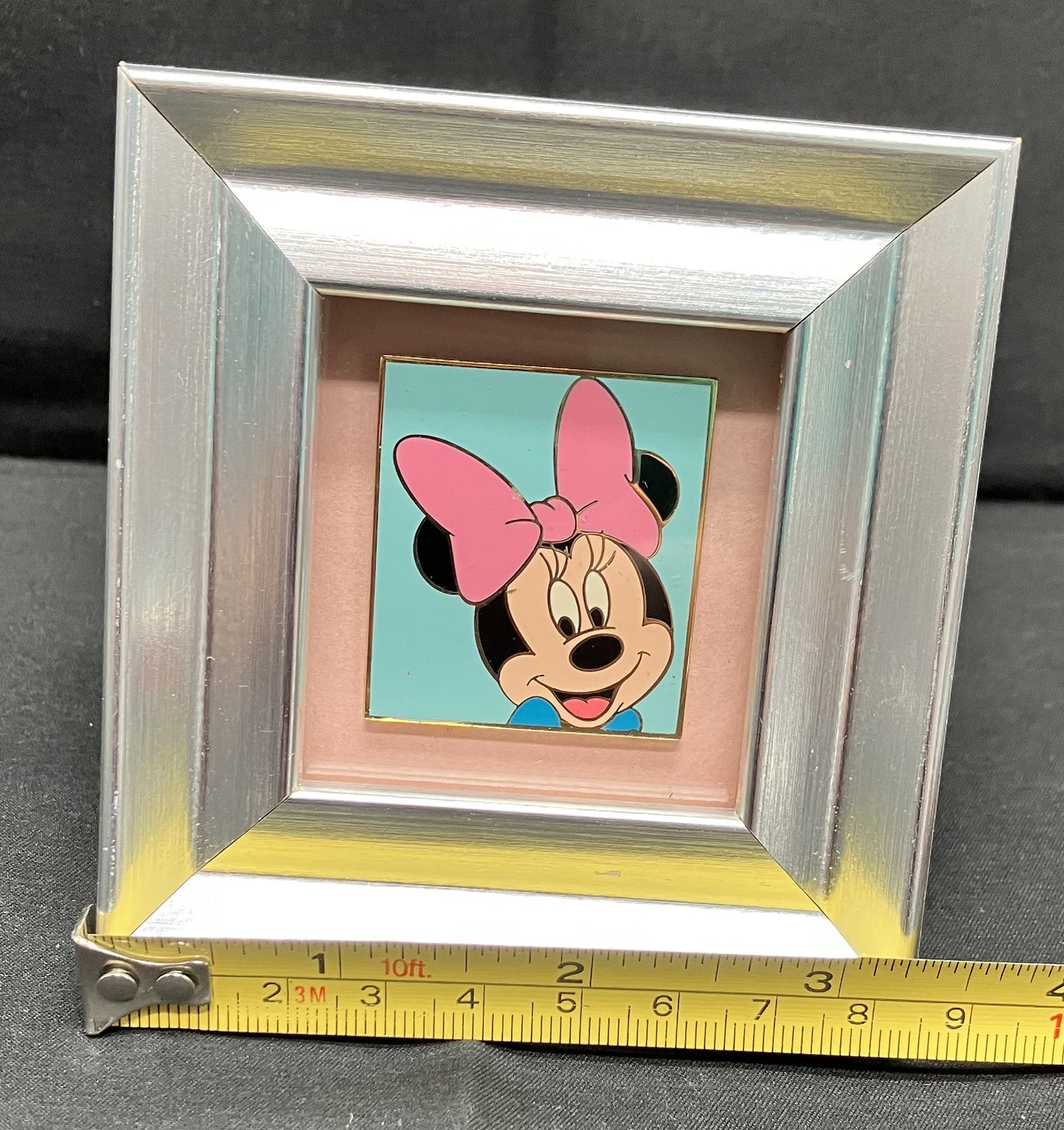 Disney's Minnie Mouse Framed Portrait - Pin