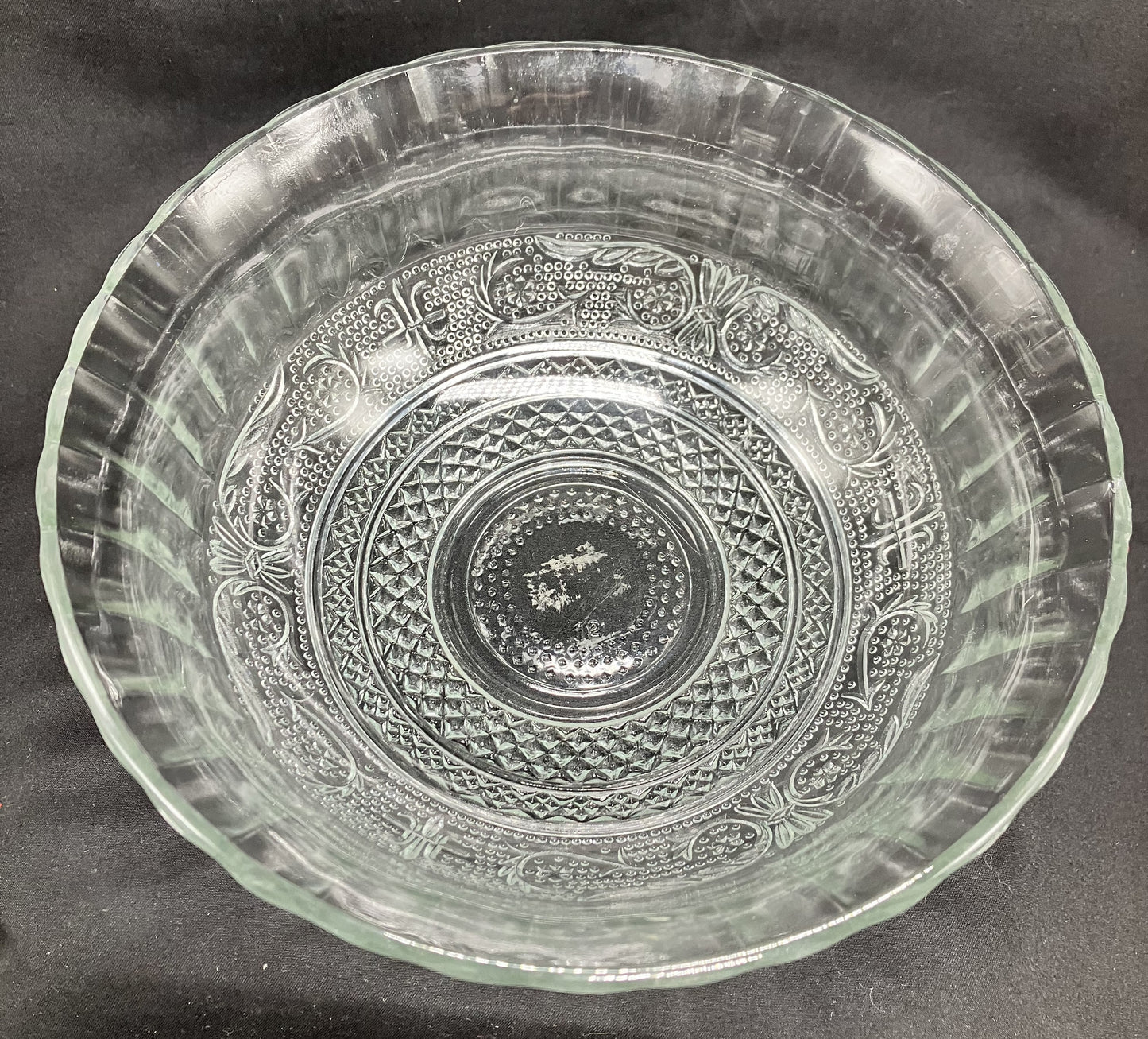 Glass candy / snack bowl