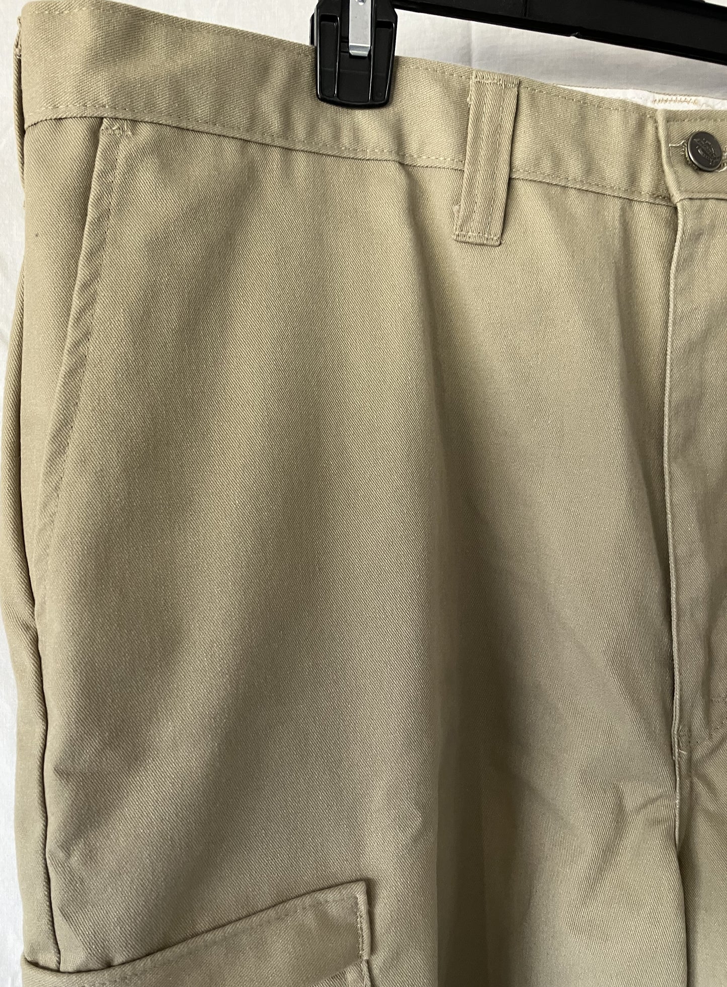 Dickies Khaki Cargo Shorts-40 inch Waist