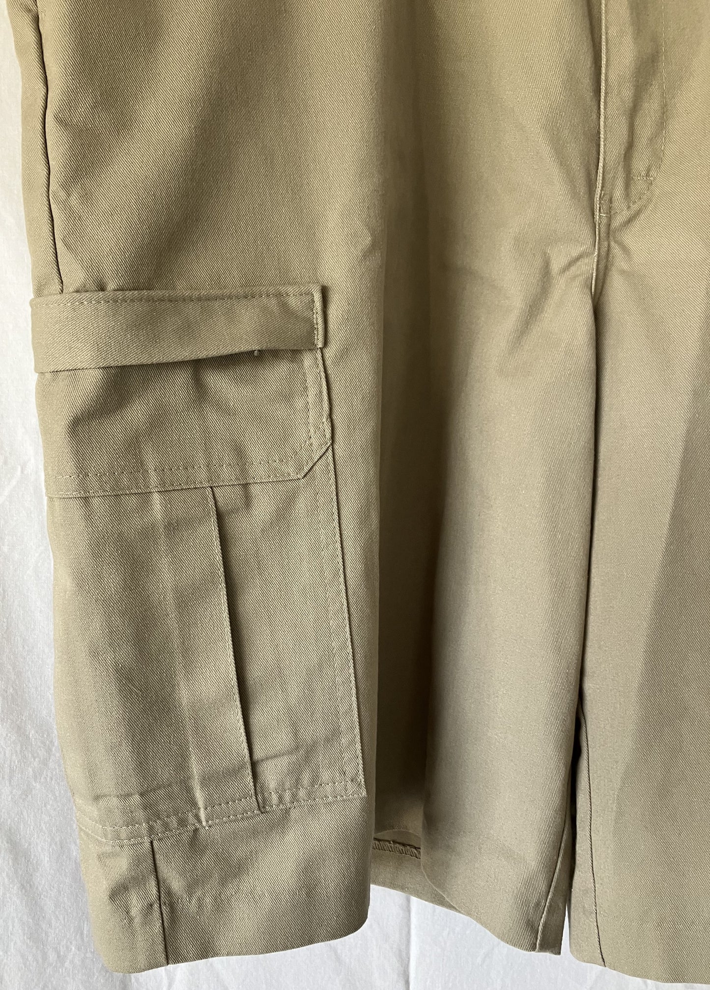 Dickies Khaki Cargo Shorts-40 inch Waist