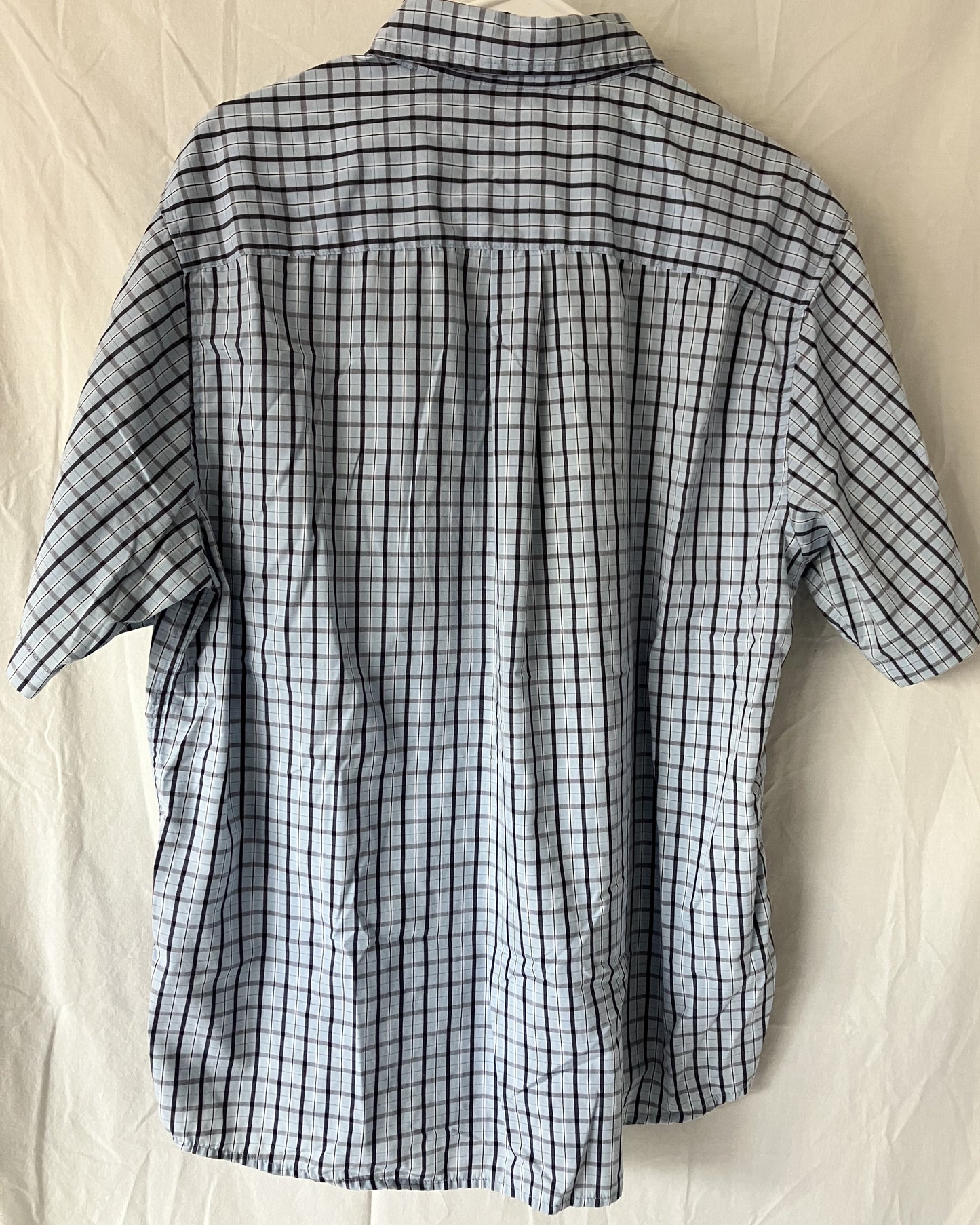 Men's Short Sleeve Oxford Shirt Light Blue and Black Plaid Lg