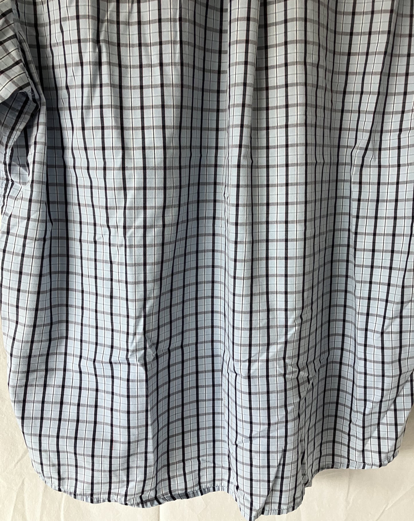 Men's Short Sleeve Oxford Shirt Light Blue and Black Plaid Lg