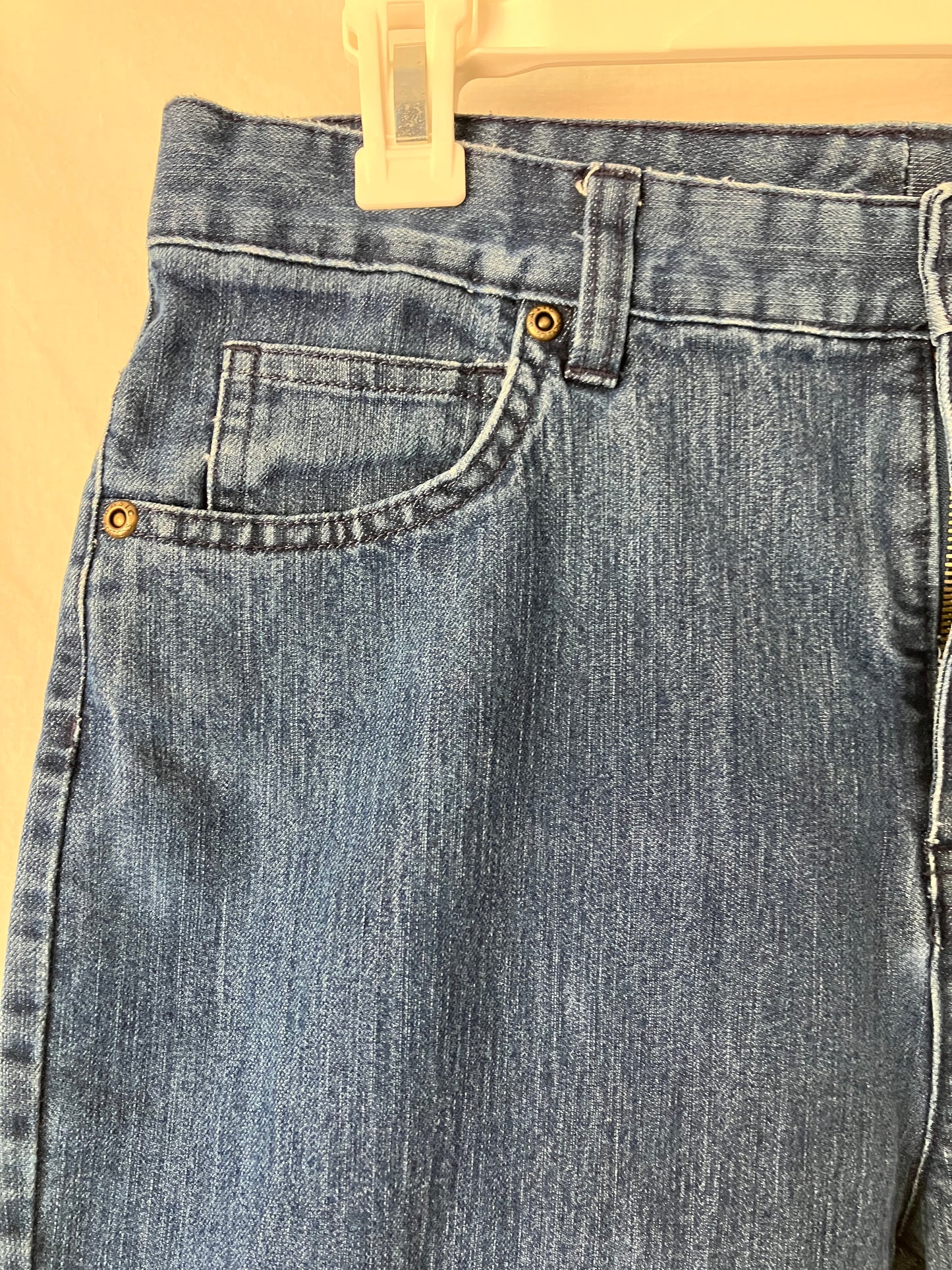 Basic Editions Denim Blue Capri Jeans - Size 8