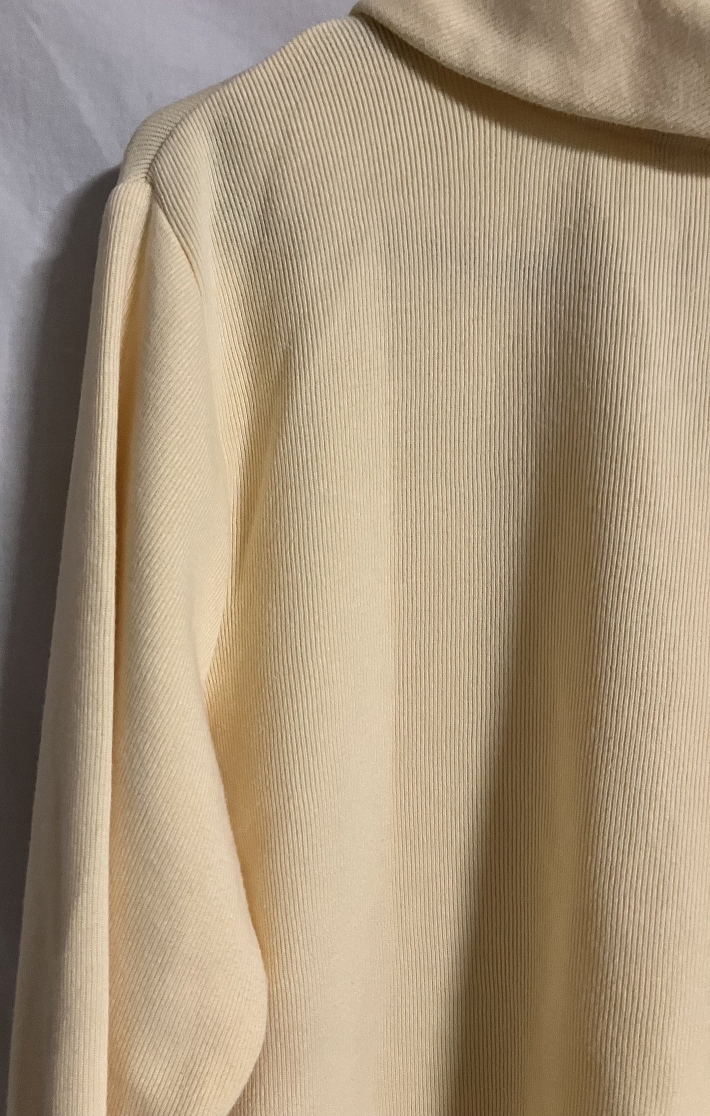 Croft & Barrow Knit Sweater / Blouse, Pale Yellow, XL