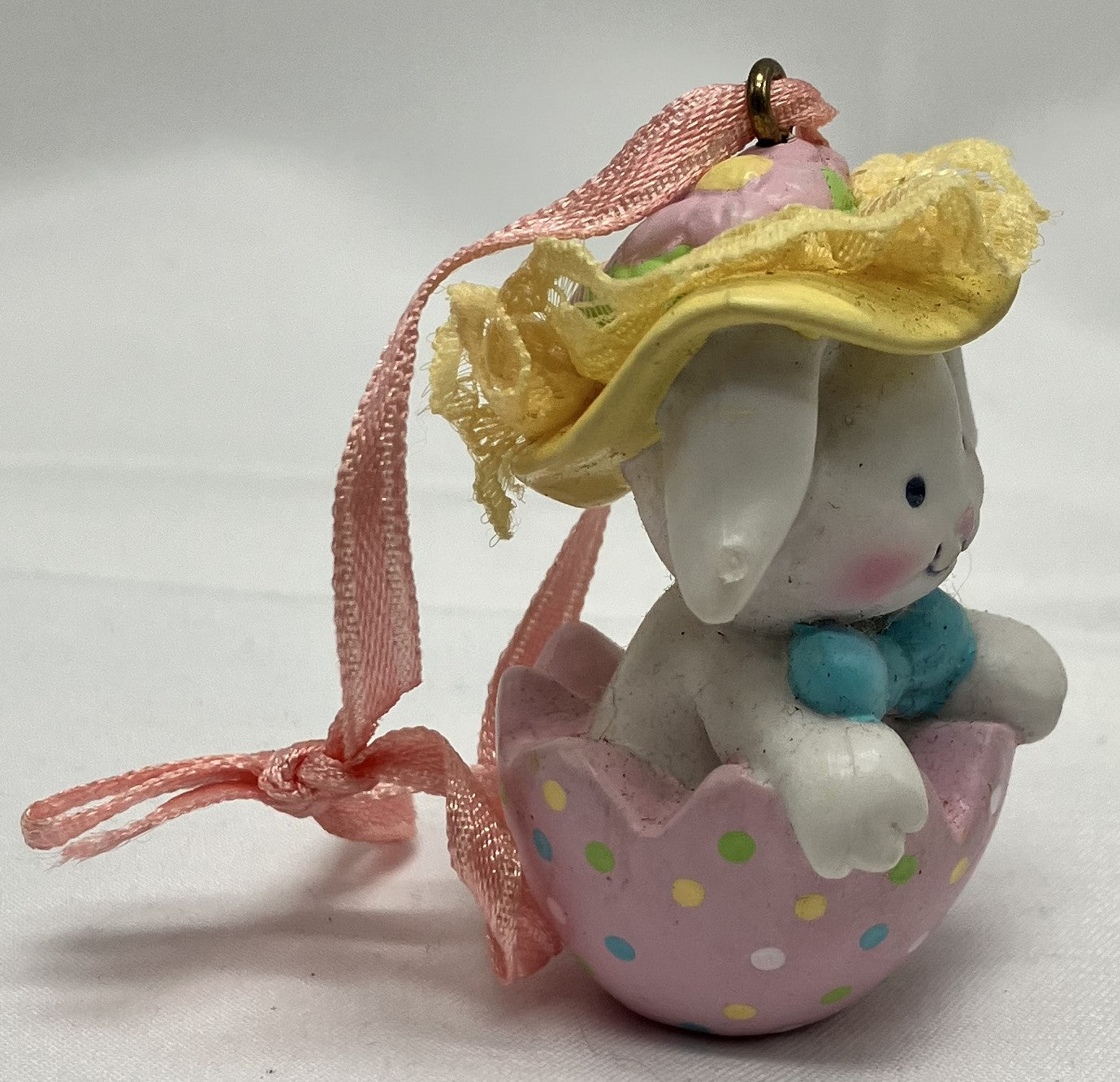 Avon Vintage Springtime Cuties Easter Ornament