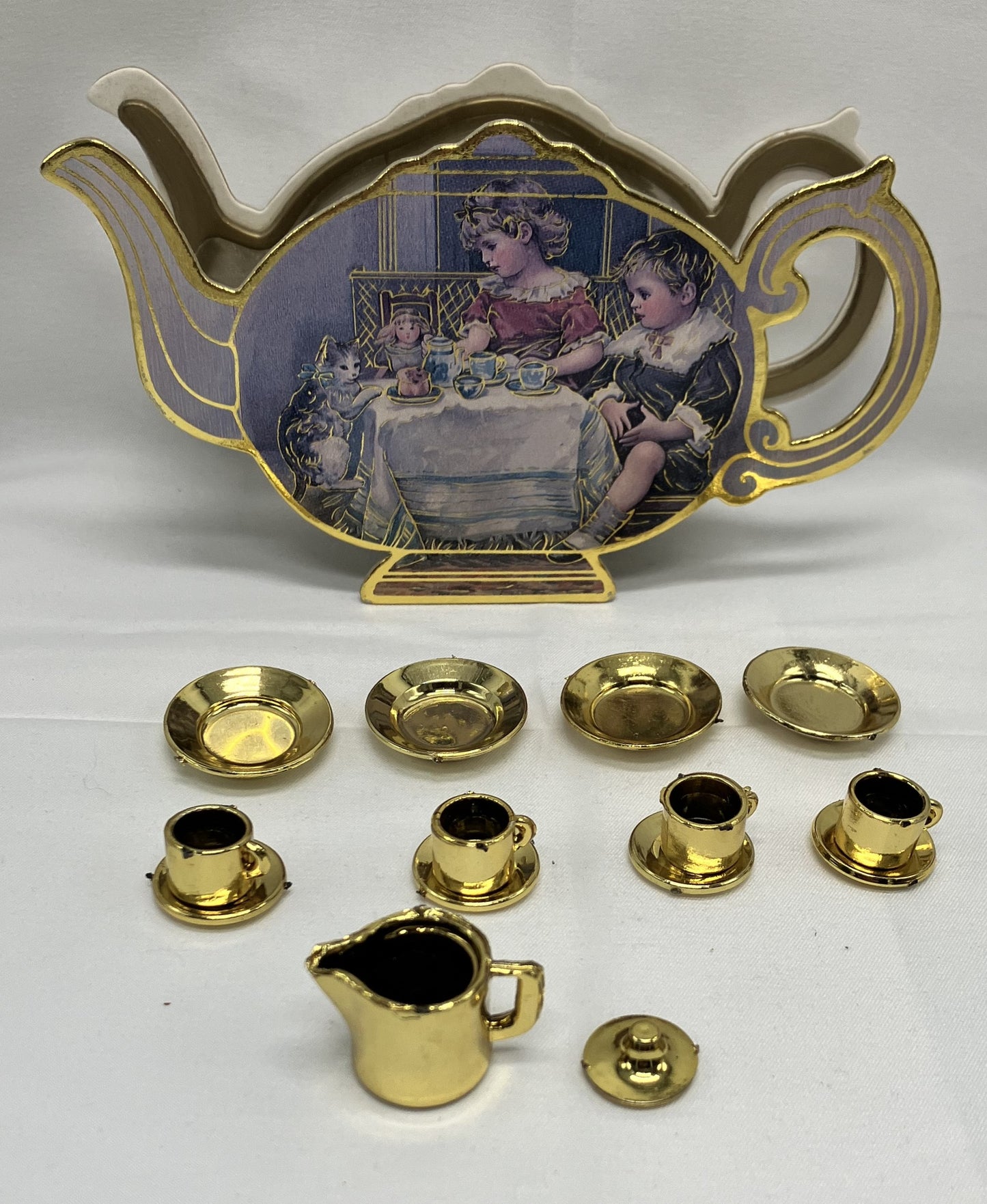 B. Shackman & Co., Inc. Play Tea Set Container 1988