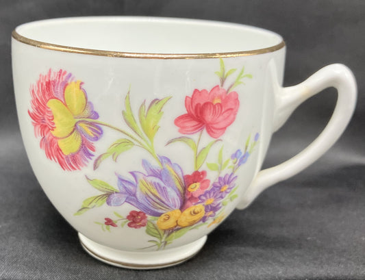 Duchess Bone China Teacup, Lilac Floral Design