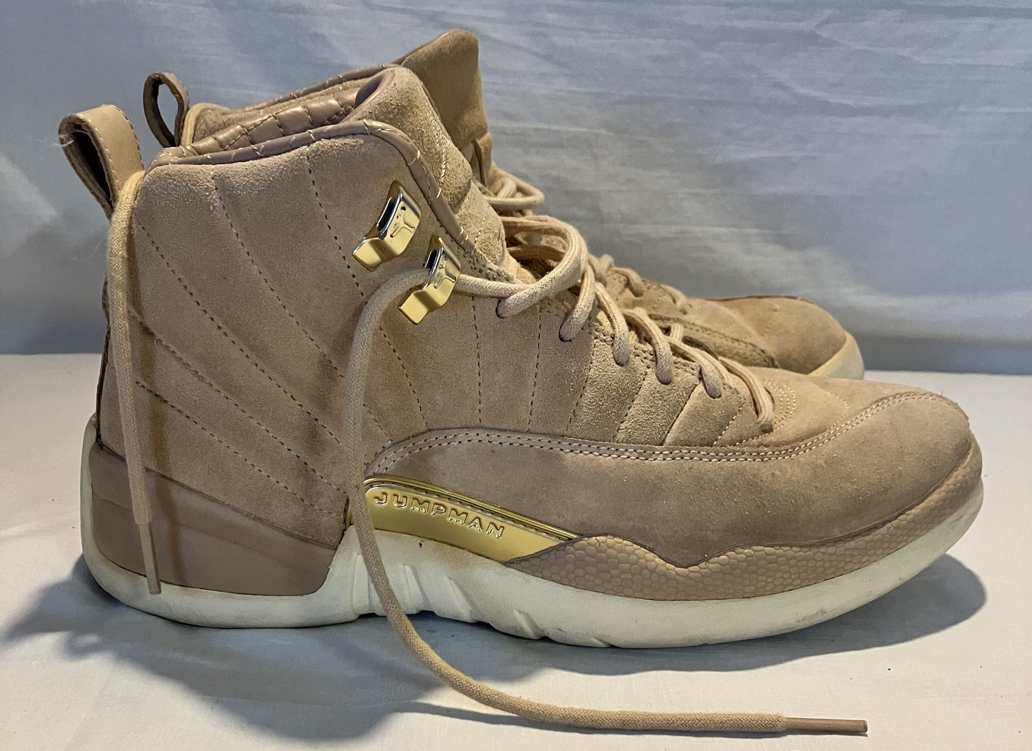 Air Jordan 12 Retro Womens size 9.5 Vachetta Tan/Metallic Gold