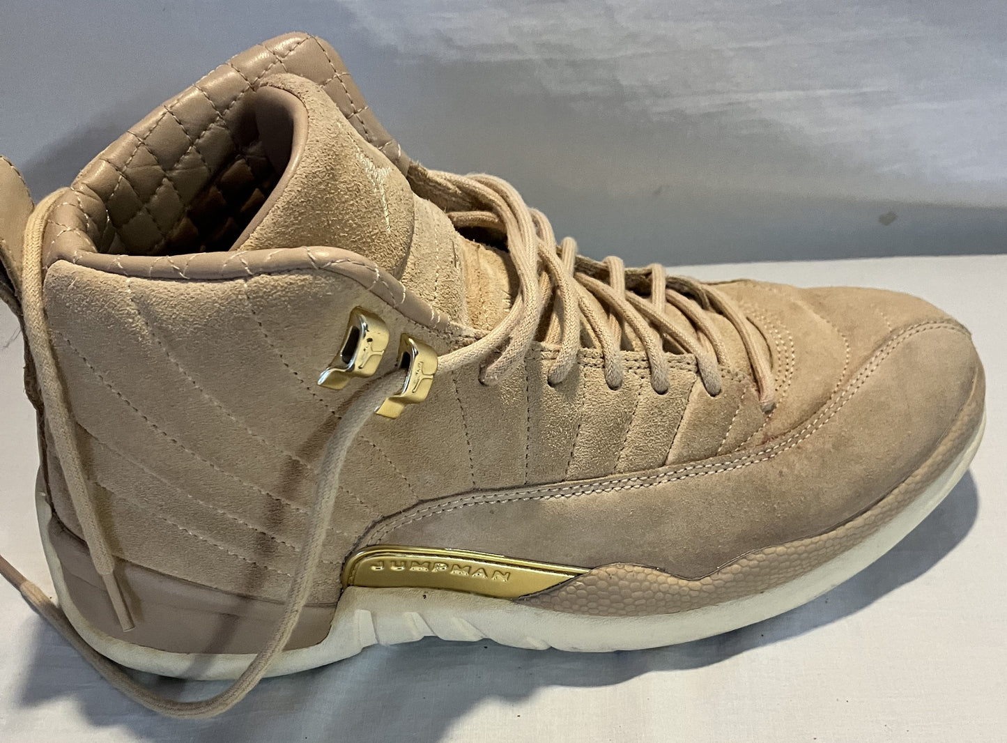 Air Jordan 12 Retro Womens size 9.5 Vachetta Tan/Metallic Gold