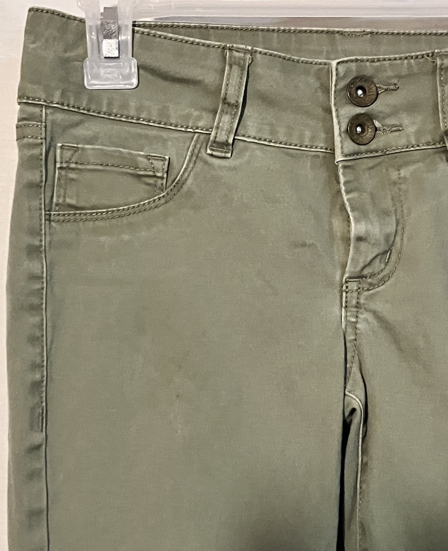 Refuge Olive Green Double Button Jeans, Sz 2