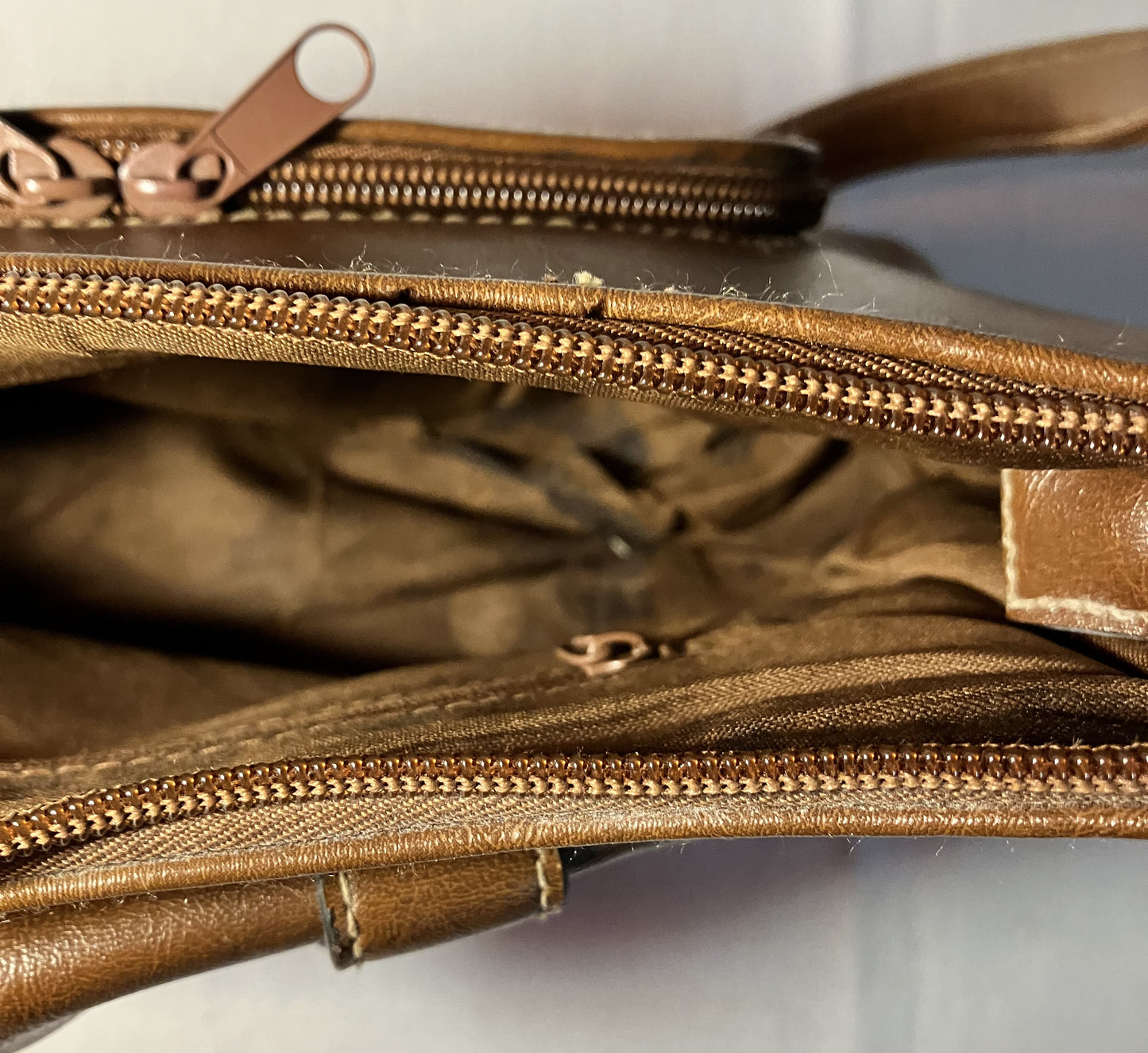 Brown Vinyl Purse/Handbag, Preowned