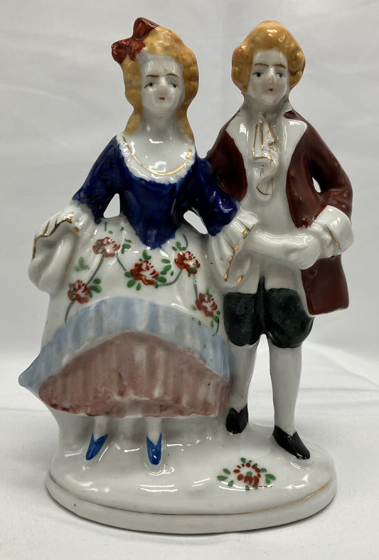 Porcelain / Ceramic Vintage Victorian Couple, Made In Occupied Japan